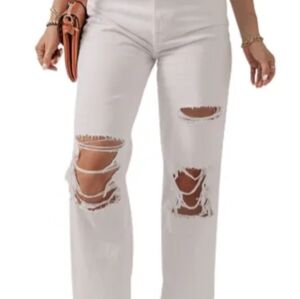 White distressed jeans